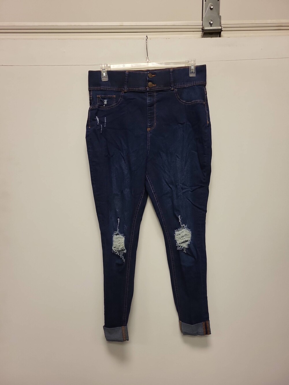 Just Be Womens Jeans XL Extra Large Dark Wash Distressed Cuffed Denim Pants
